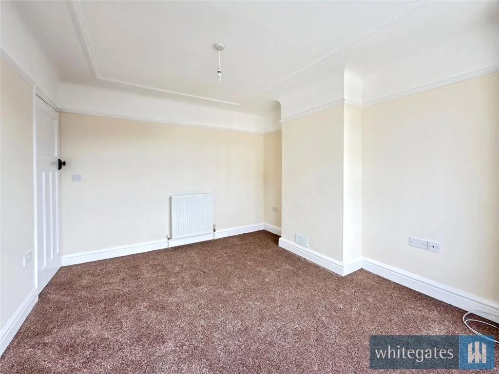 3 bedroom semi-detached house for rent