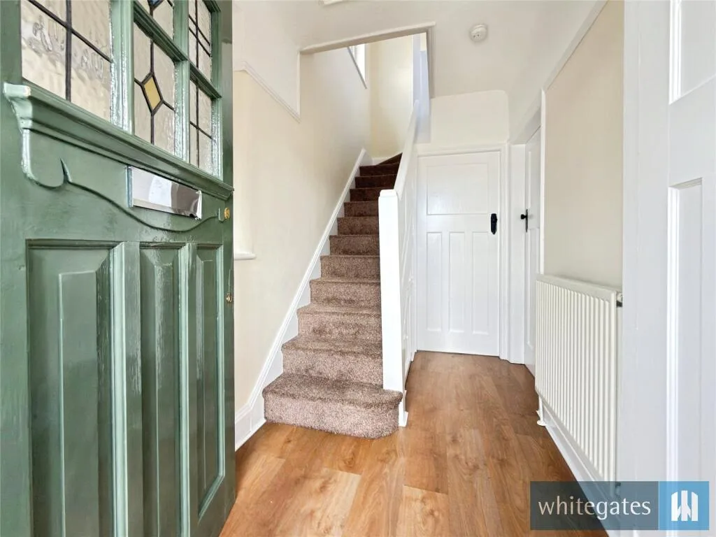 3 bedroom semi-detached house for rent