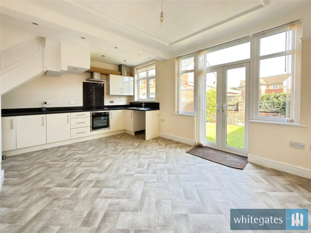 3 bedroom semi-detached house for rent