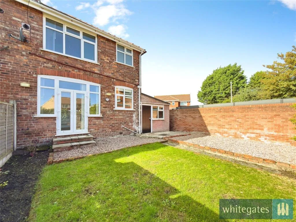 3 bedroom semi-detached house for rent