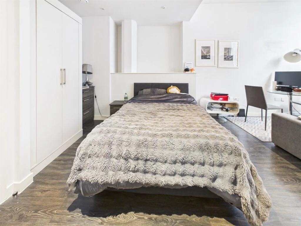 Studio apartment for rent