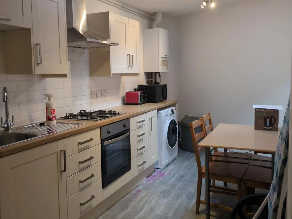 4 bedroom terraced house for rent