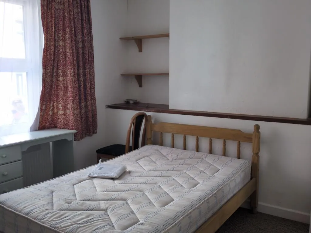 4 bedroom terraced house for rent