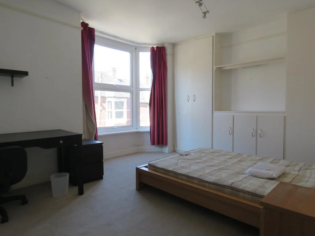 4 bedroom terraced house for rent