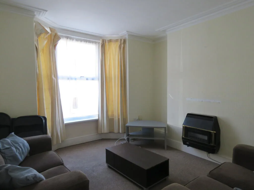 4 bedroom terraced house for rent