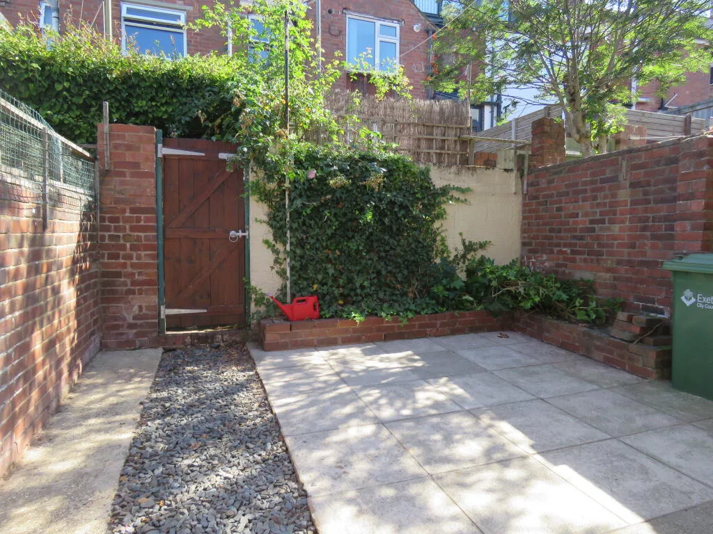 4 bedroom terraced house for rent