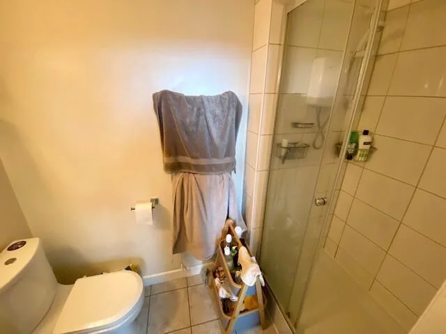 5 bedroom house for rent