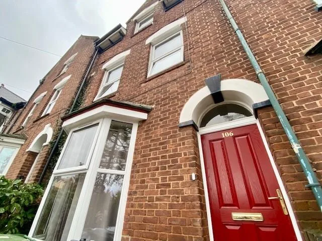 5 bedroom house for rent