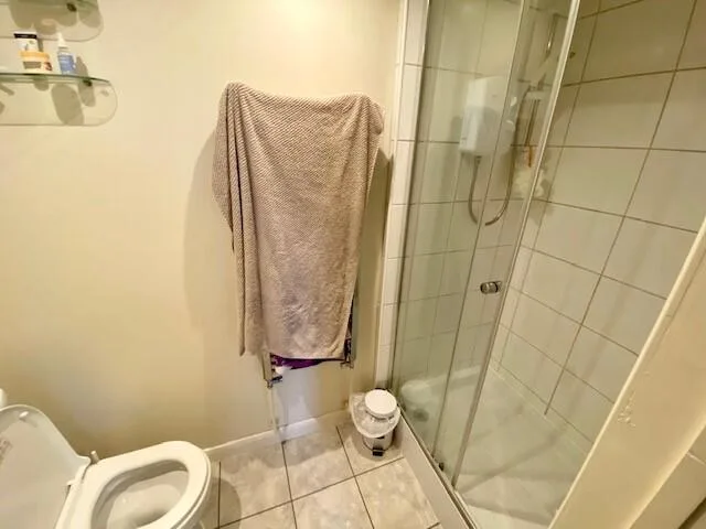 5 bedroom house for rent