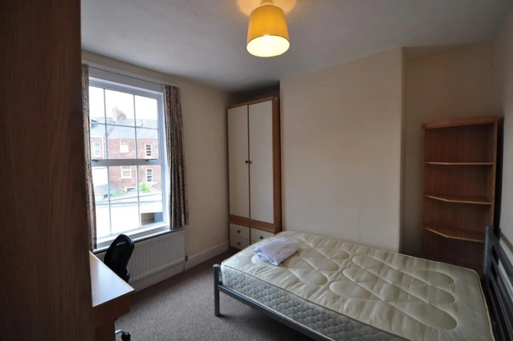 4 bedroom terraced house for rent