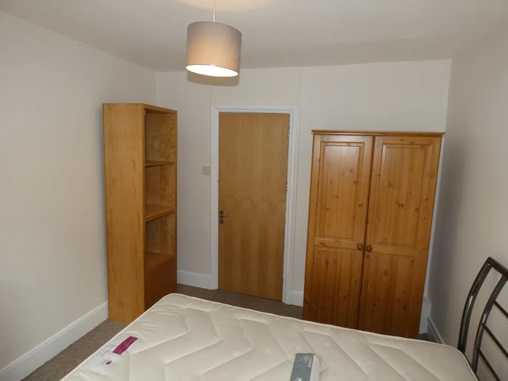 4 bedroom house for rent