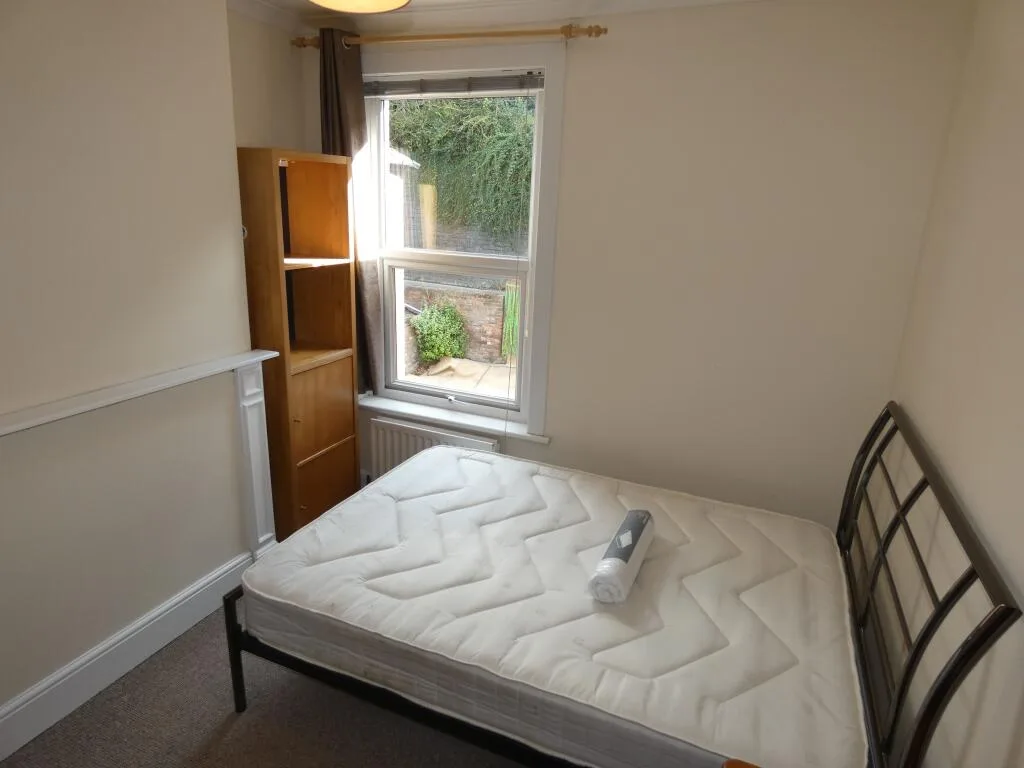4 bedroom house for rent