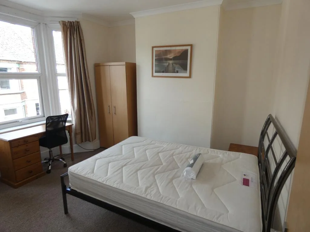4 bedroom house for rent
