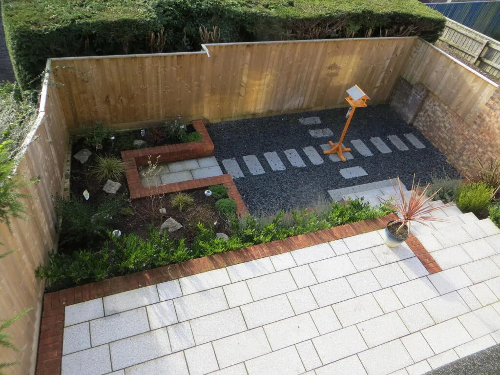 6 bedroom house for rent