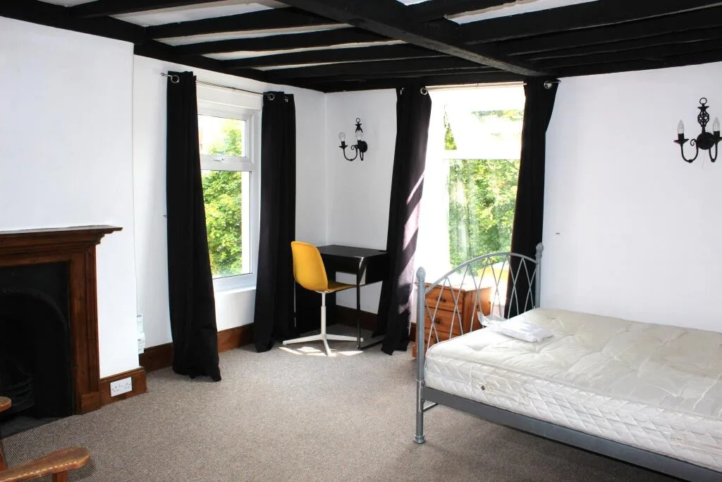 4 bedroom house for rent