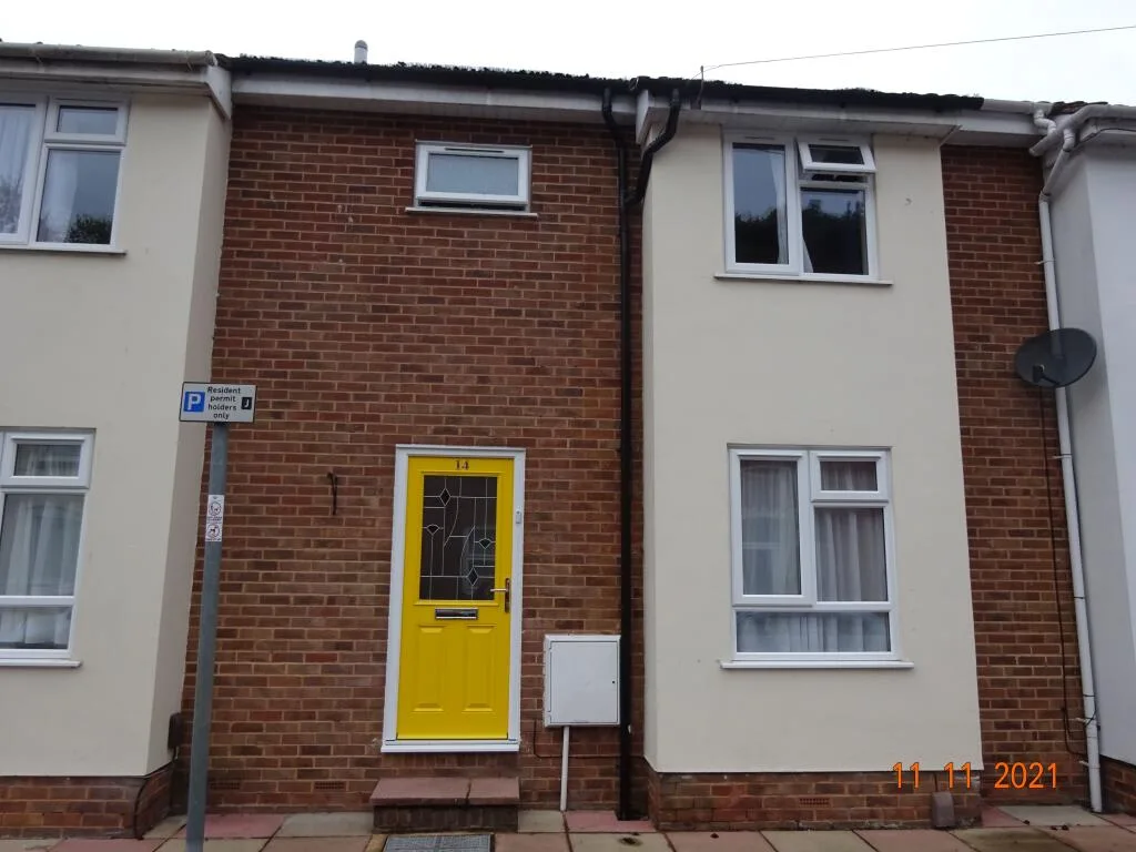 4 bedroom terraced house for rent