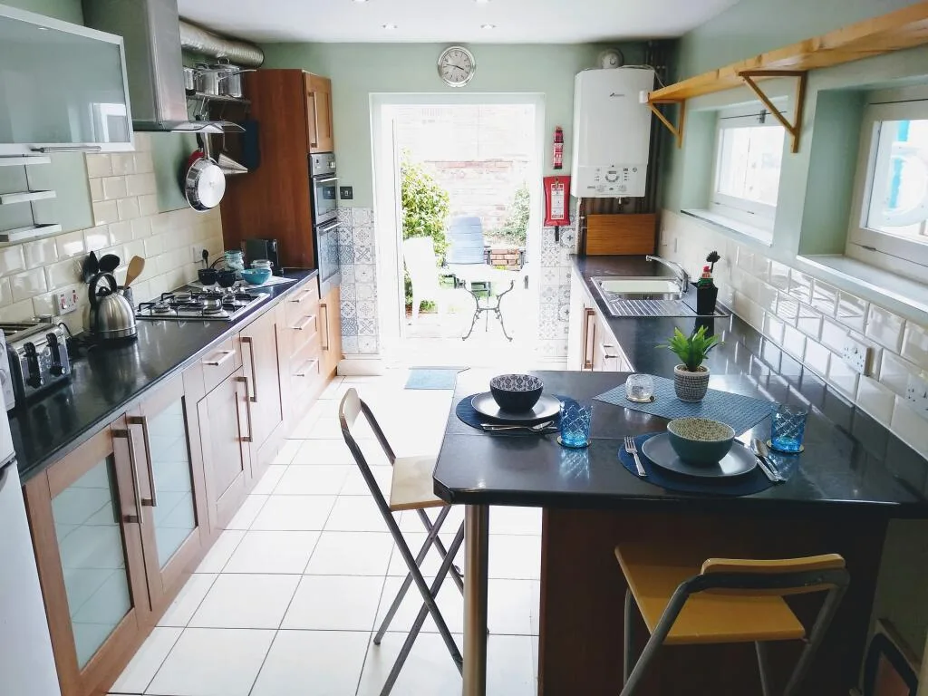 4 bedroom terraced house for rent