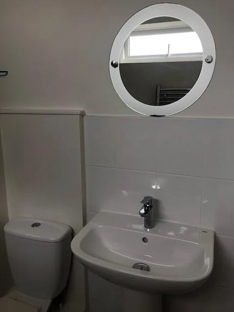6 bedroom terraced house for rent