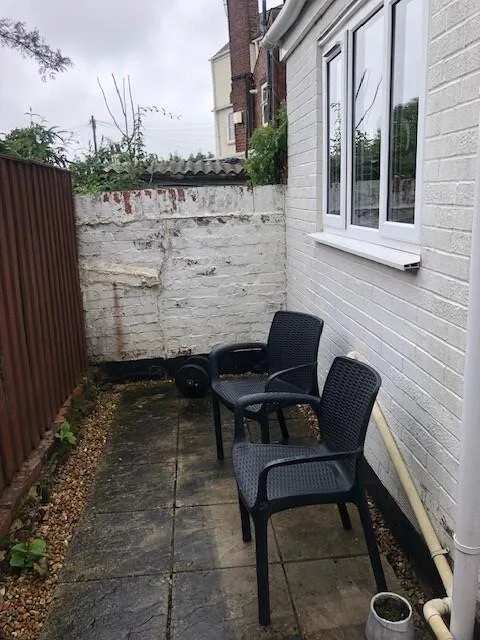 6 bedroom terraced house for rent