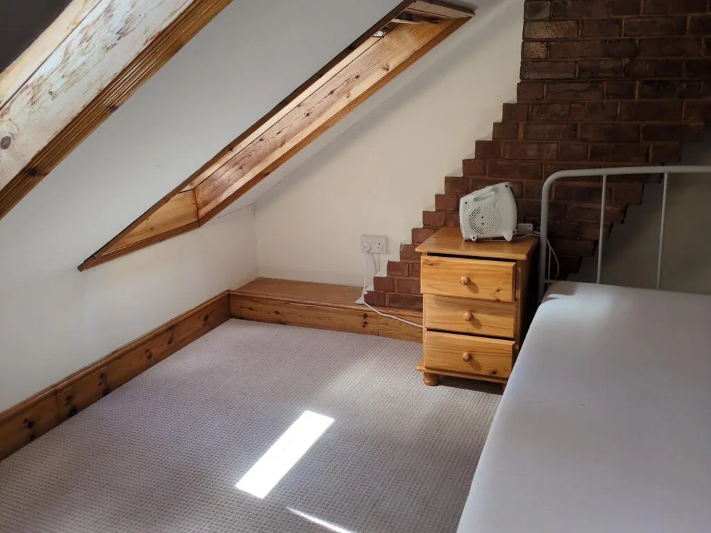 5 bedroom terraced house for rent