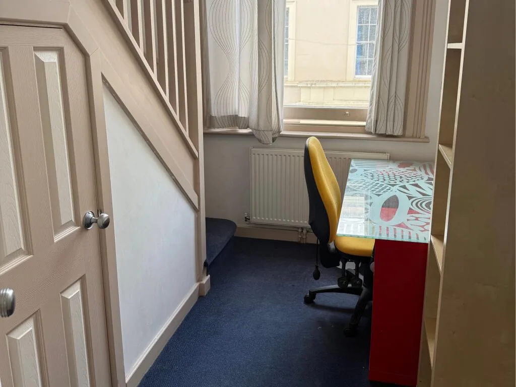 5 bedroom apartment for rent