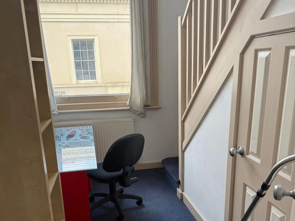 5 bedroom apartment for rent