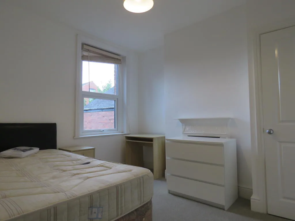 4 bedroom terraced house for rent
