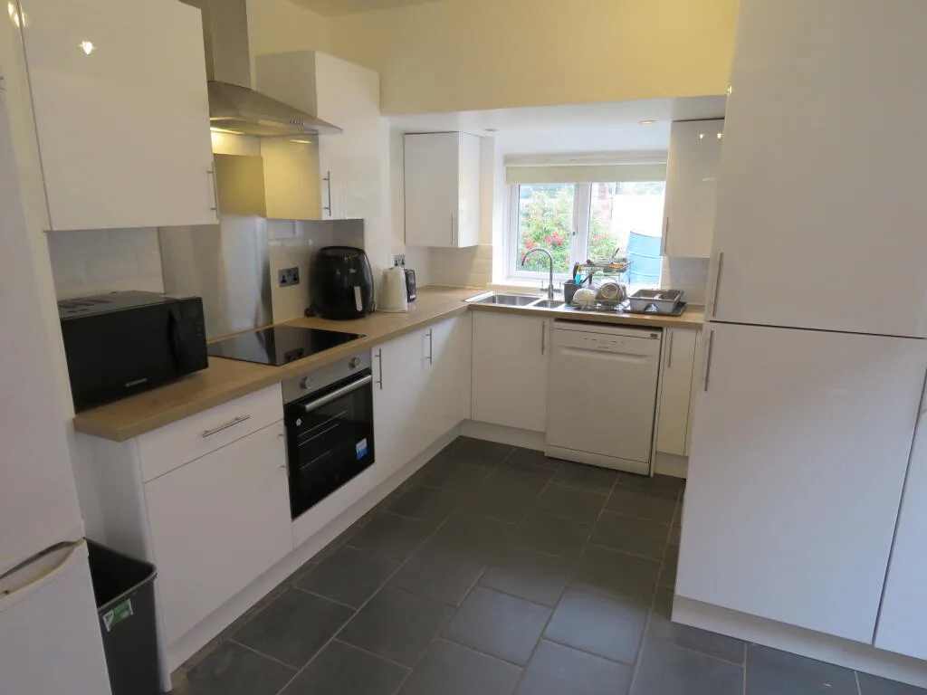 4 bedroom terraced house for rent