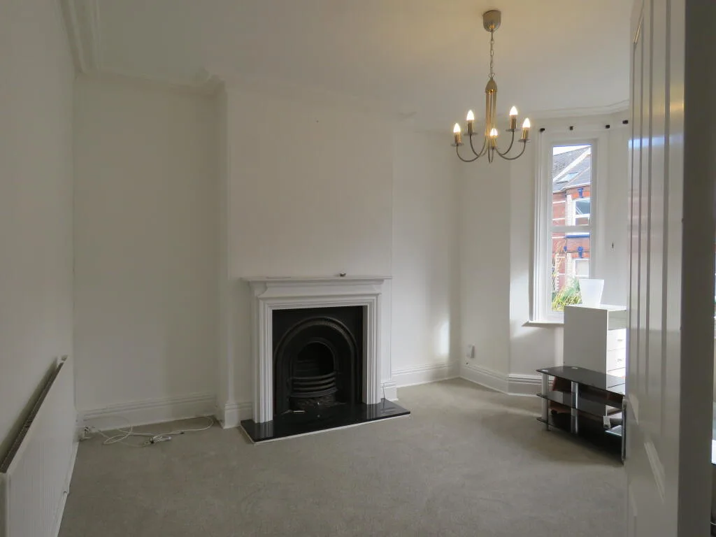 4 bedroom terraced house for rent