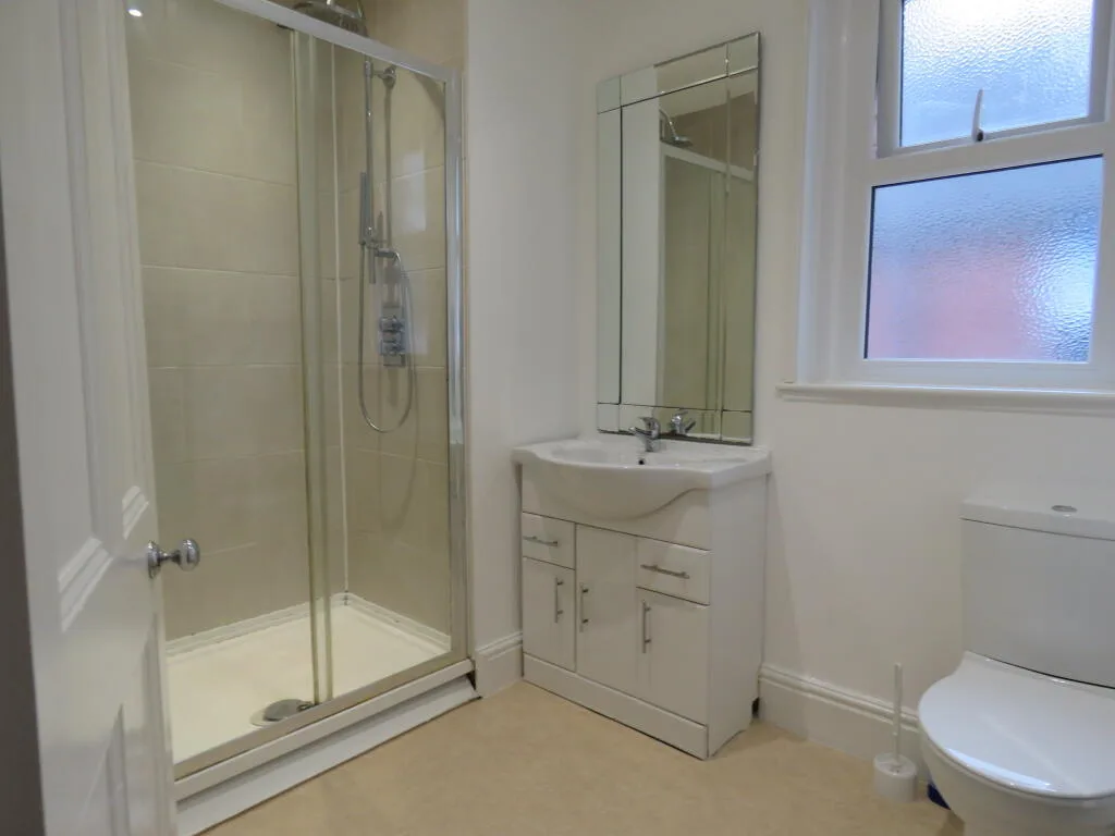 4 bedroom terraced house for rent