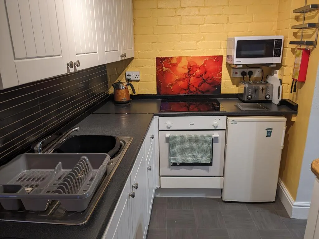5 bedroom terraced house for rent