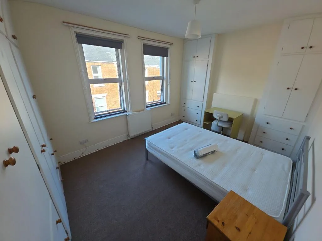 4 bedroom house for rent