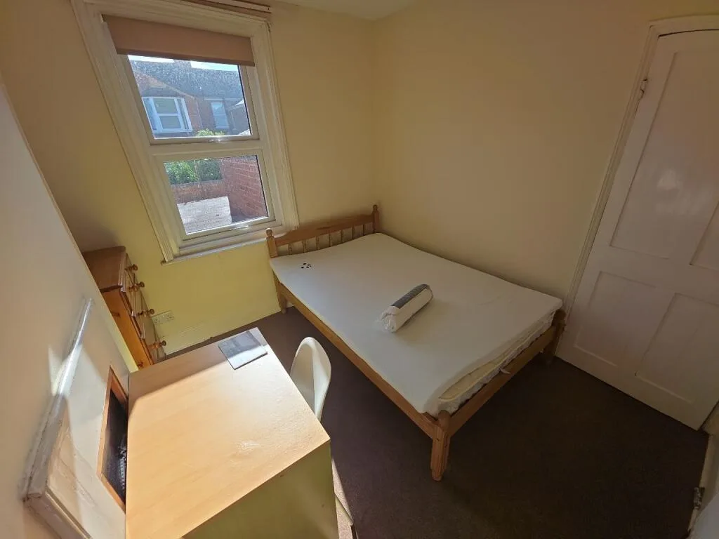 4 bedroom house for rent