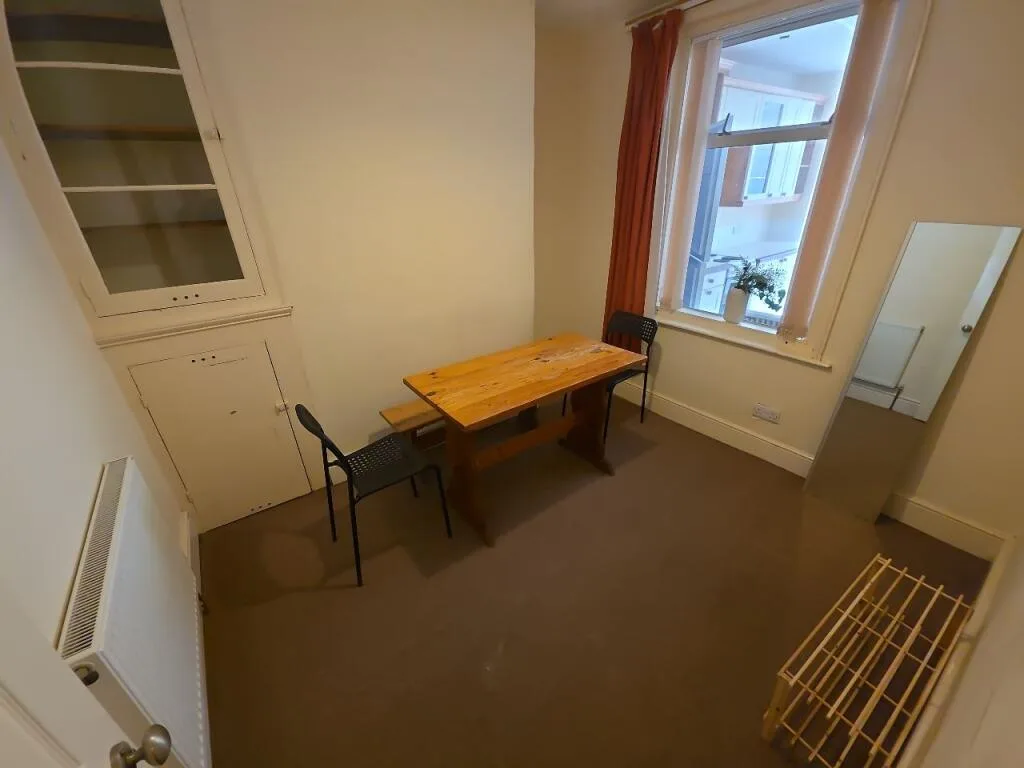 4 bedroom house for rent
