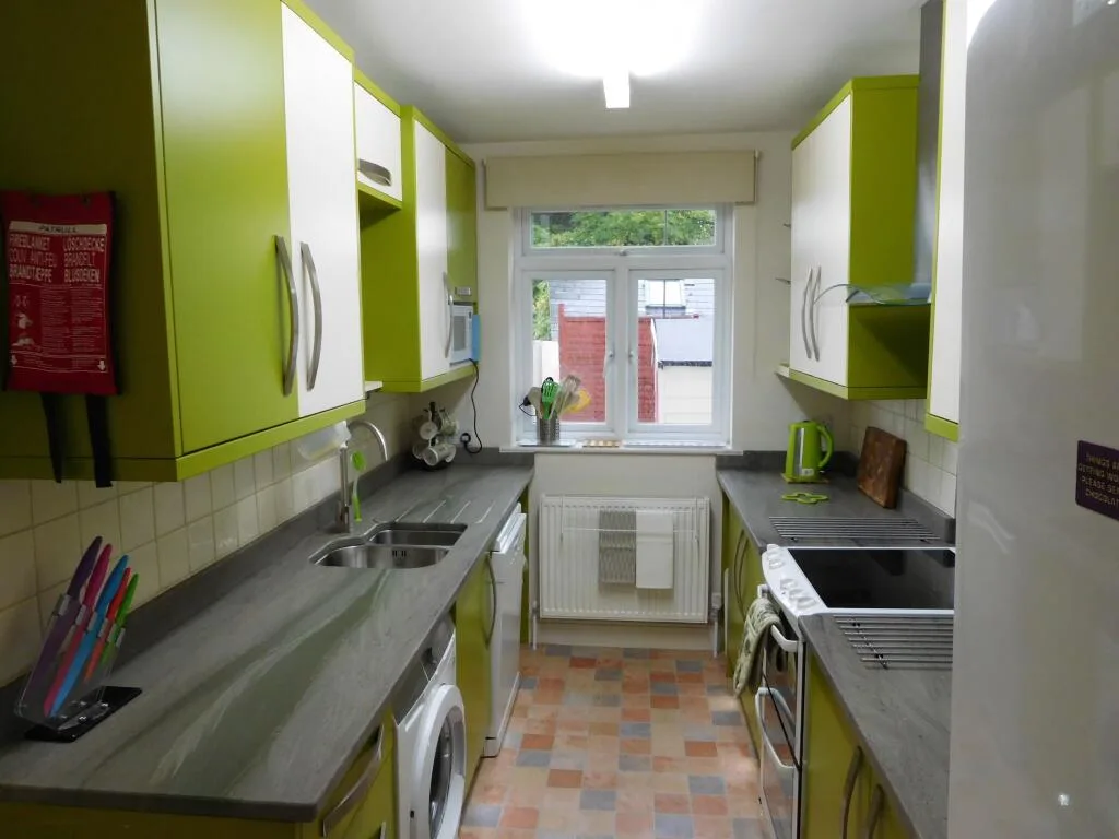 4 bedroom terraced house for rent