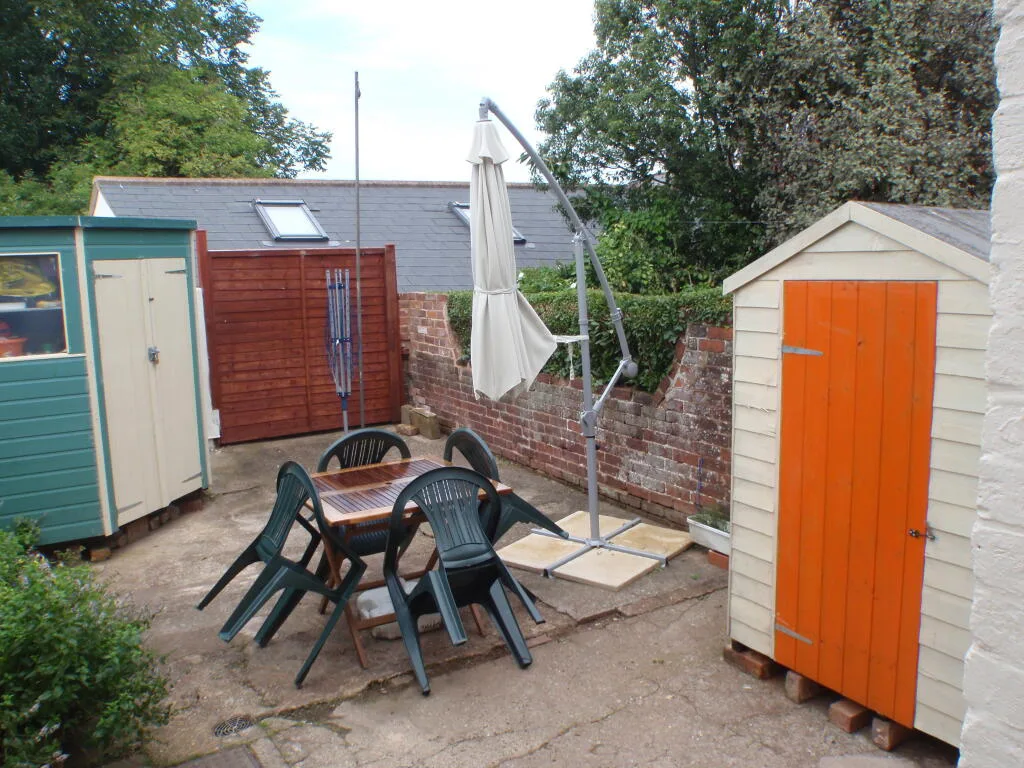 4 bedroom terraced house for rent