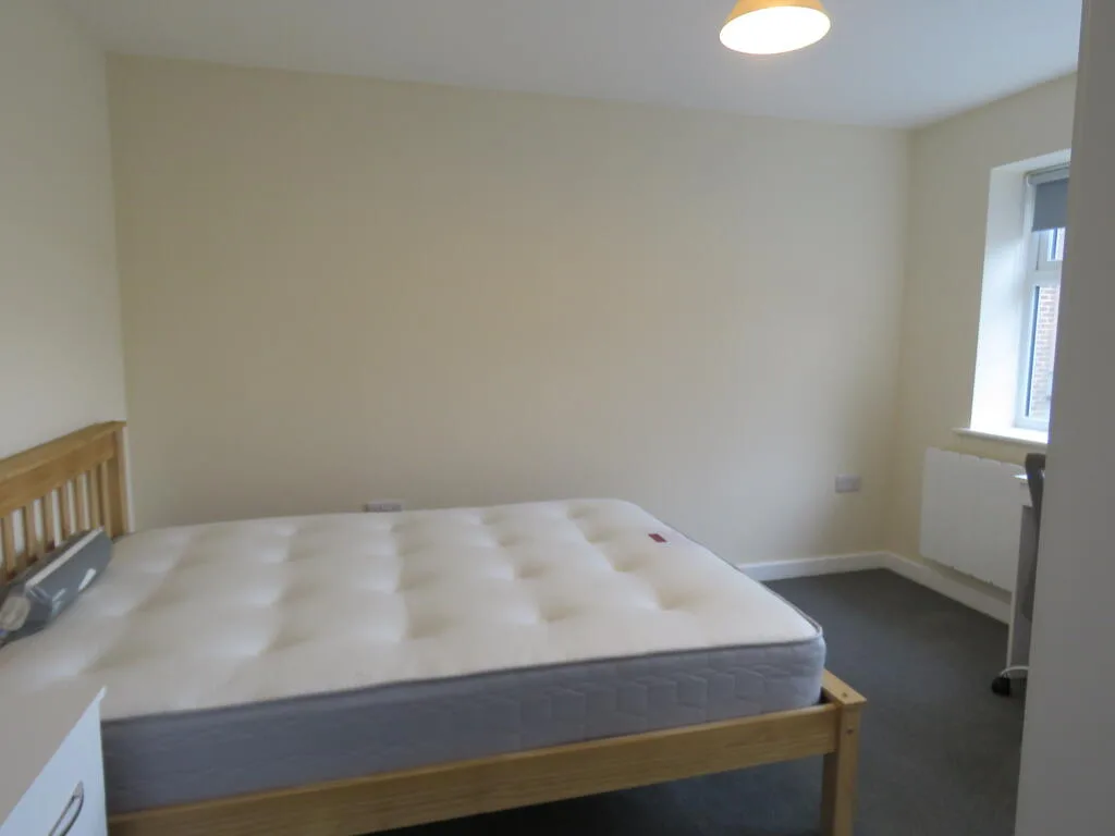6 bedroom apartment for rent