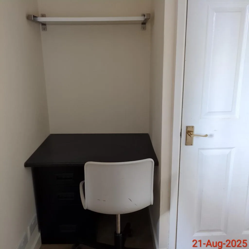 6 bedroom house for rent