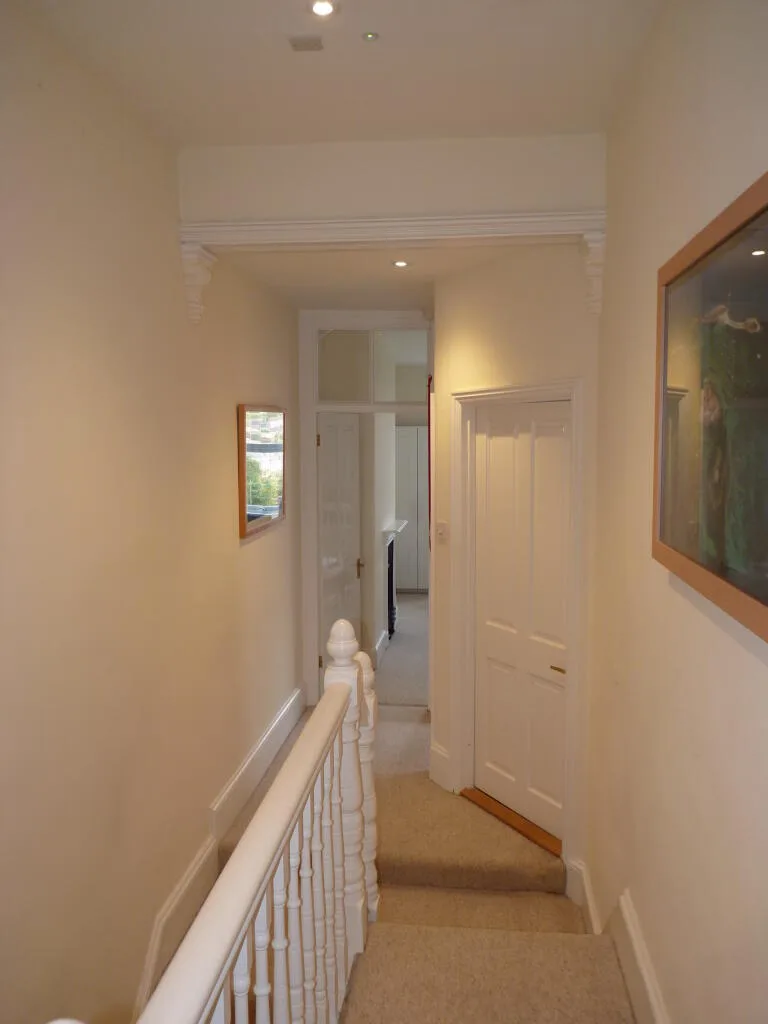 5 bedroom terraced house for rent