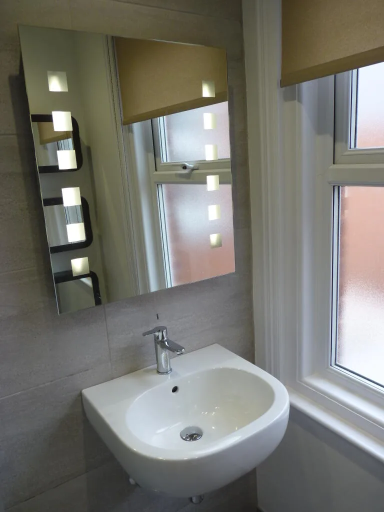 5 bedroom terraced house for rent