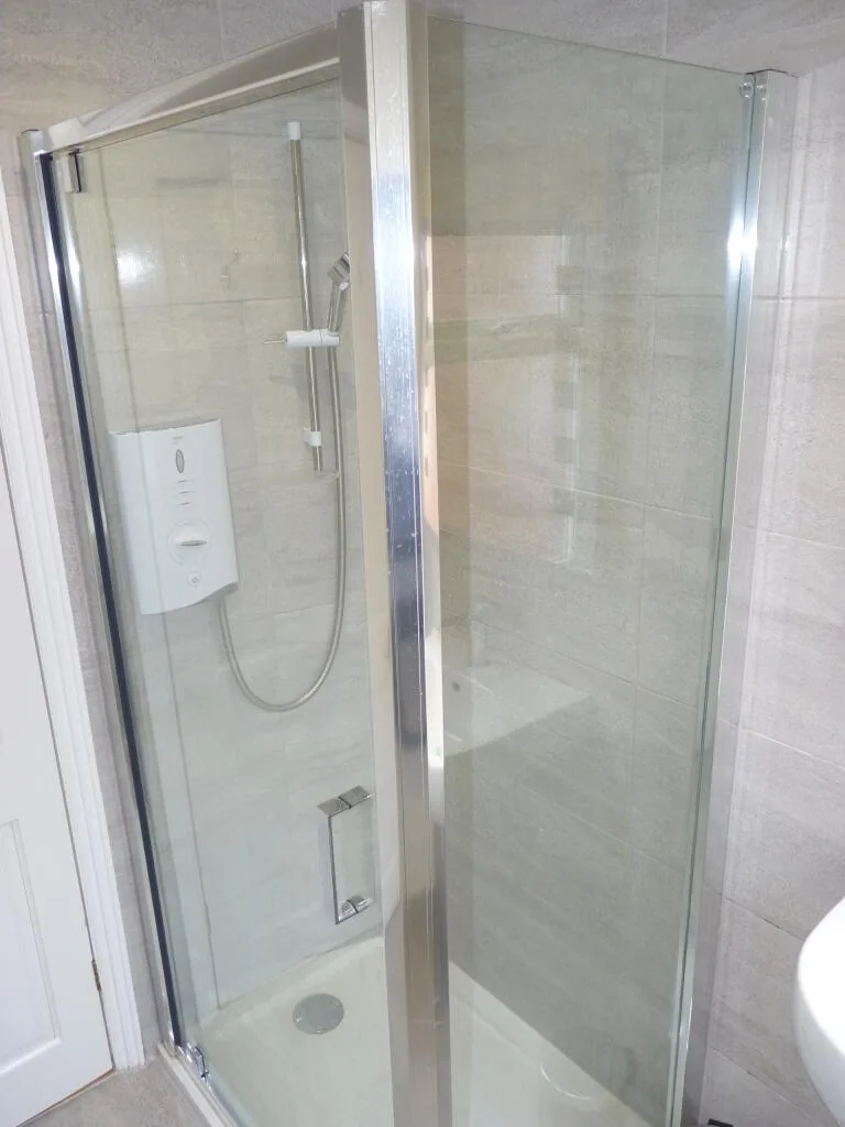 5 bedroom terraced house for rent
