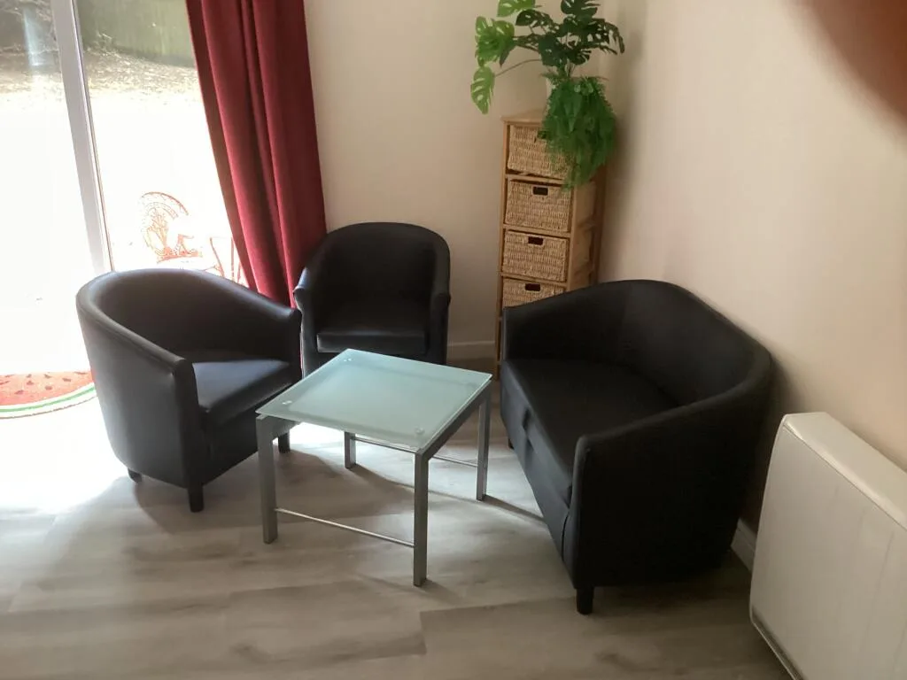 6 bedroom house for rent