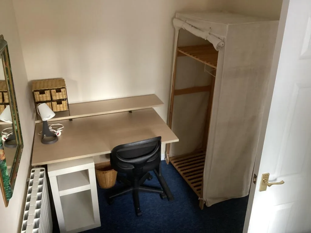 6 bedroom house for rent