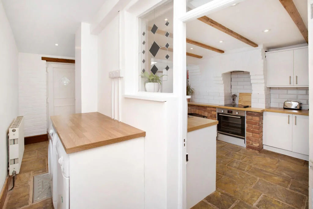 4 bedroom terraced house for rent