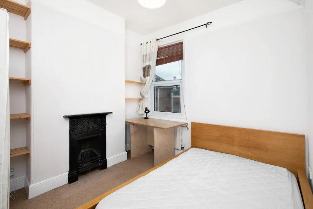 4 bedroom terraced house for rent