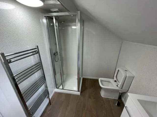 5 bedroom house for rent