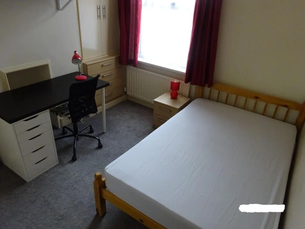 5 bedroom terraced house for rent