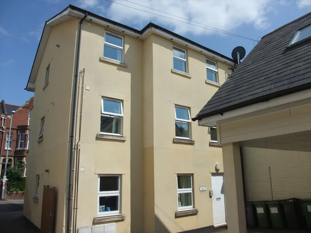 3 bedroom apartment for rent