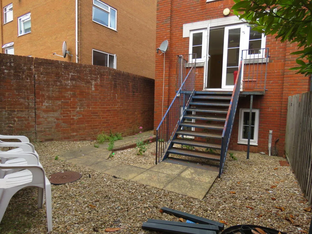 4 bedroom town house for rent