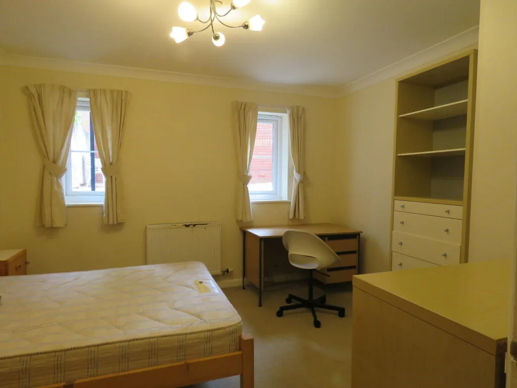 4 bedroom town house for rent